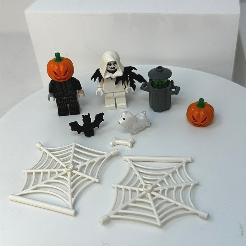 LEGO Halloween Minifigure Lot Pumpkin Head Vampire Trash Can Monster Webs Bat